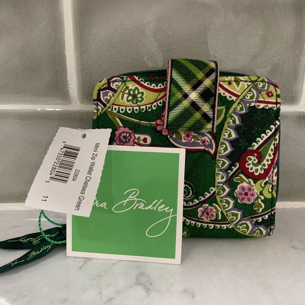 Vera Bradley mini zip wallet in Chelsea Green
